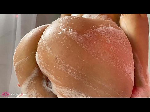 ❤️ Bruneta își masturbează păsărica cu un vibrator până la orgasm intens în duș ❌   at ro.liporno.ru ❌️